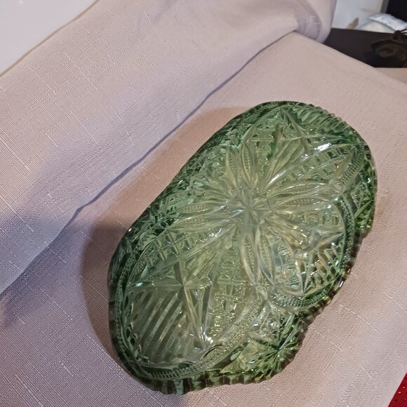Vintage EAPG Green Glass Relish Dish - Picture 5 of 5